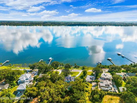 875 N Indian River Drive Cocoa FL 32922