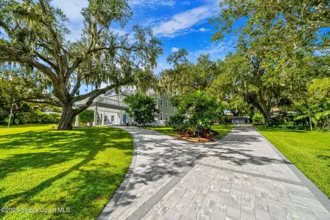 875 N Indian River Drive Cocoa FL 32922