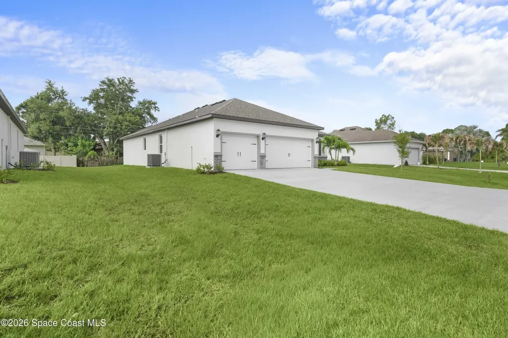 228 Fitchburg Street SW Palm Bay FL 32908