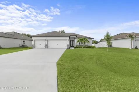 228 Fitchburg Street SW Palm Bay FL 32908