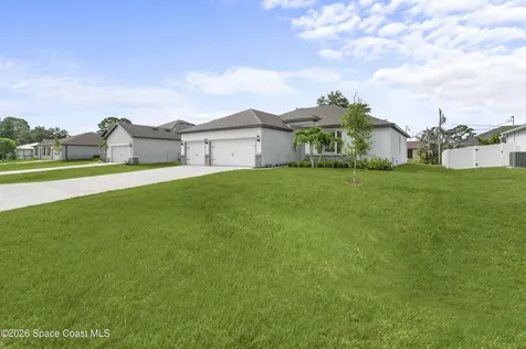 228 Fitchburg Street SW Palm Bay FL 32908