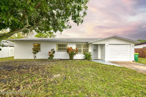 813 7th Street Merritt Island FL 32953