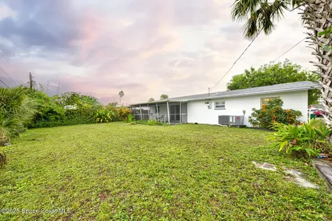 813 7th Street Merritt Island FL 32953