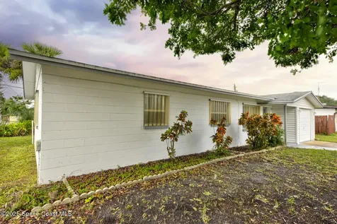 813 7th Street Merritt Island FL 32953