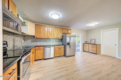 813 7th Street Merritt Island FL 32953