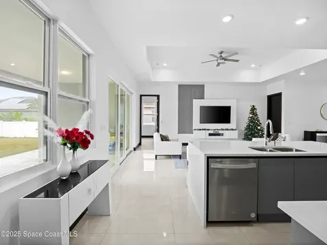 434 Flagler Road SE Palm Bay FL 32909