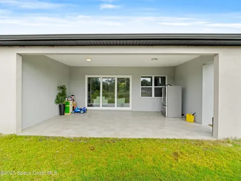 434 Flagler Road SE Palm Bay FL 32909