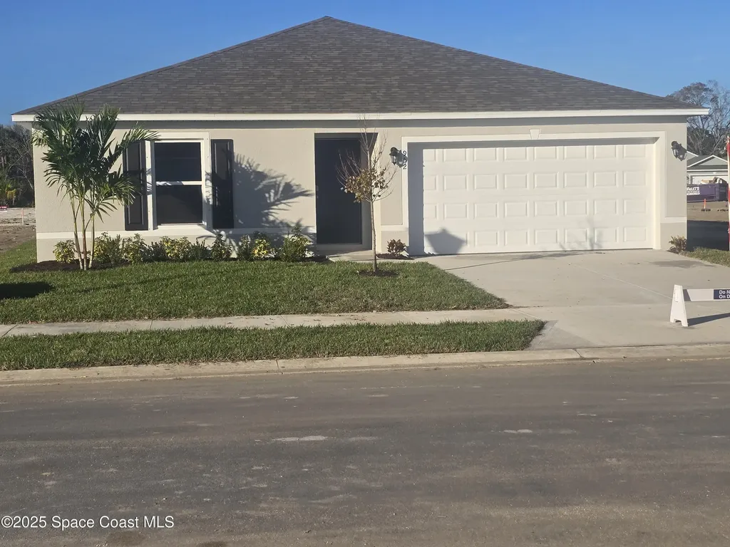 952 SW Richmond Circle SW Palm Bay FL 32908