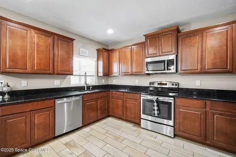 2028 Snapdragon Drive NW Palm Bay FL 32907