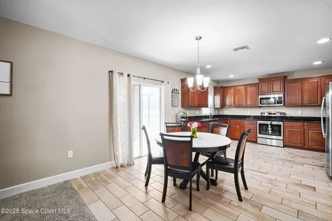 2028 Snapdragon Drive NW Palm Bay FL 32907