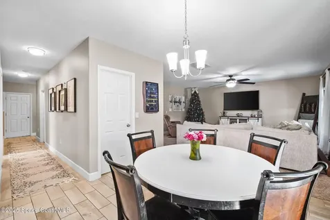 2028 Snapdragon Drive NW Palm Bay FL 32907