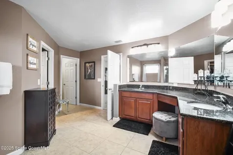 2028 Snapdragon Drive NW Palm Bay FL 32907