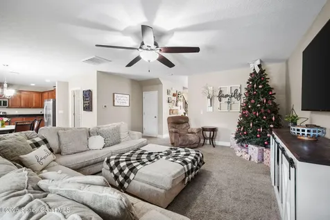 2028 Snapdragon Drive NW Palm Bay FL 32907