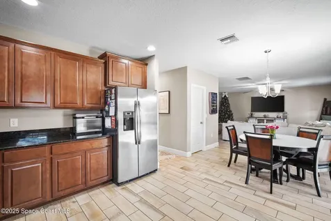 2028 Snapdragon Drive NW Palm Bay FL 32907