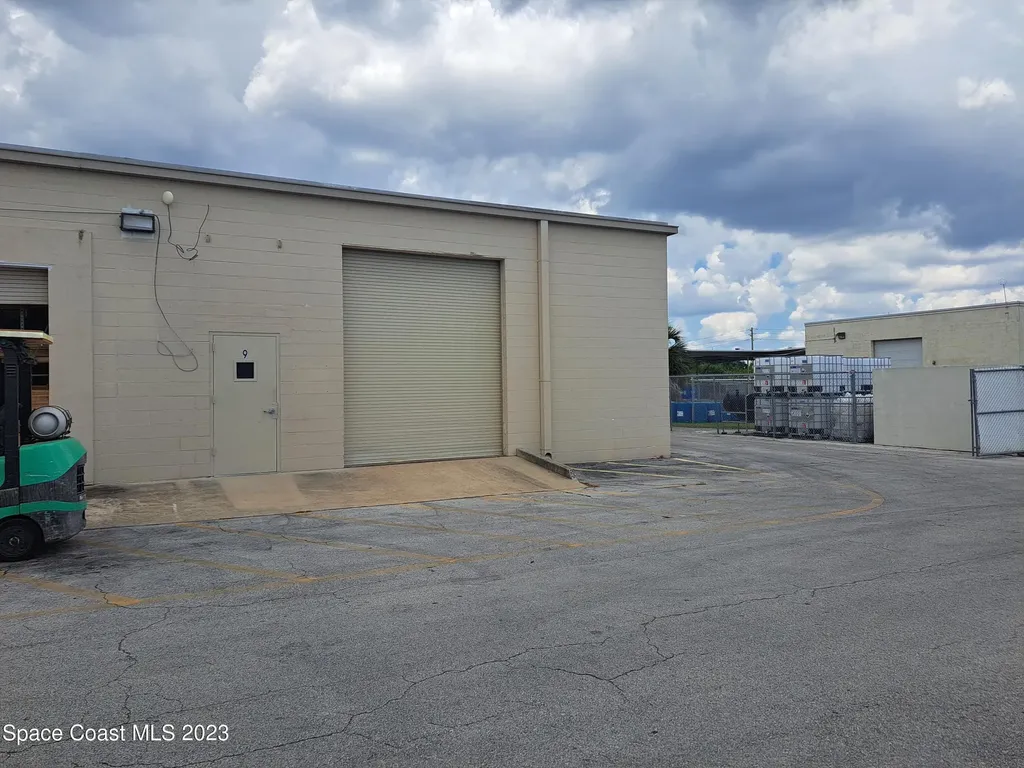 2469 Palm Bay Road NE Palm Bay FL 32905