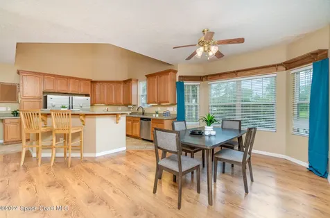 2885 Foxglove Avenue SW Palm Bay FL 32908