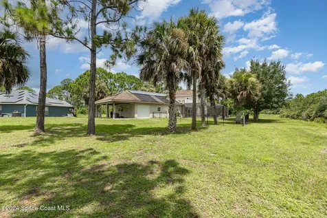 2885 Foxglove Avenue SW Palm Bay FL 32908