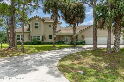 2885 Foxglove Avenue SW Palm Bay FL 32908