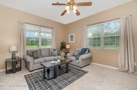 2885 Foxglove Avenue SW Palm Bay FL 32908