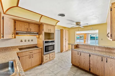 272 Bahama Boulevard Cocoa Beach FL 32931
