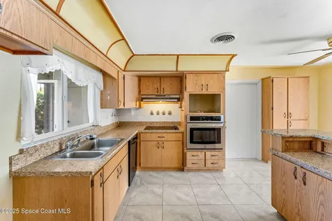 272 Bahama Boulevard Cocoa Beach FL 32931
