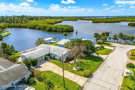 272 Bahama Boulevard Cocoa Beach FL 32931