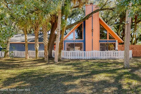 951 Pembroke Avenue NE Palm Bay FL 32907