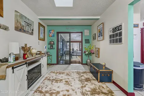 951 Pembroke Avenue NE Palm Bay FL 32907