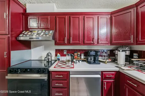 951 Pembroke Avenue NE Palm Bay FL 32907
