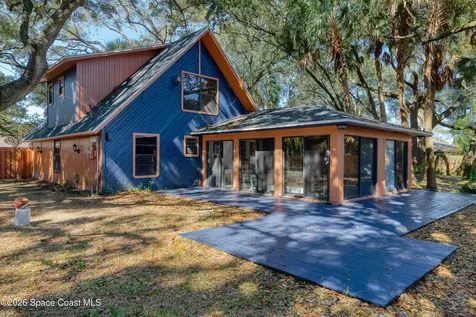 951 Pembroke Avenue NE Palm Bay FL 32907