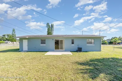 557 Cox Street Cocoa FL 32926