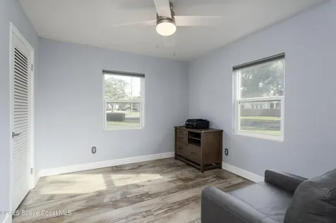 33 W Melbourne Avenue Melbourne FL 32901