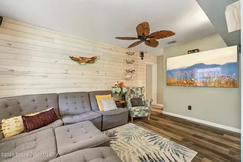 220 Avenida De Paz Indialantic FL 32903