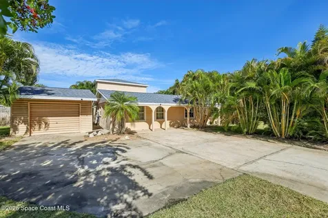 220 Avenida De Paz Indialantic FL 32903