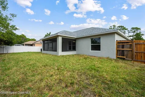 2744 Tolman Avenue SE Palm Bay FL 32909