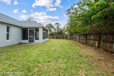 2744 Tolman Avenue SE Palm Bay FL 32909