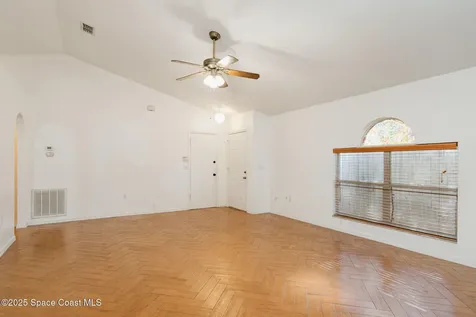 2885 Maderia Circle Melbourne FL 32935