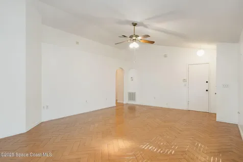 2885 Maderia Circle Melbourne FL 32935