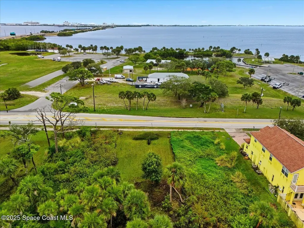 2513 N Banana River Drive Merritt Island FL 32952