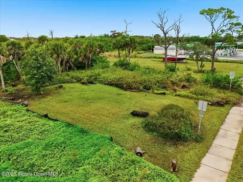 2513 N Banana River Drive Merritt Island FL 32952