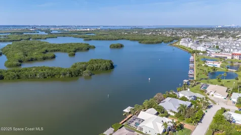 905 S Brevard Avenue Cocoa Beach FL 32931