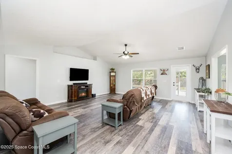 3291 Fitzpatrick Avenue SW Palm Bay FL 32908