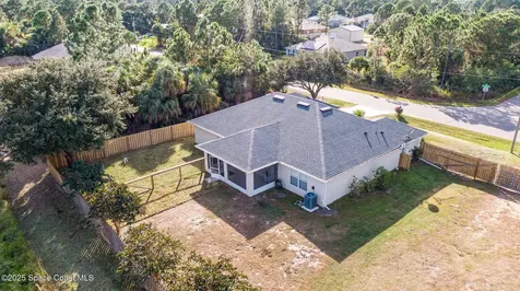 3291 Fitzpatrick Avenue SW Palm Bay FL 32908