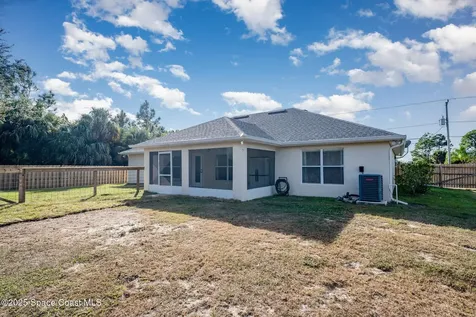 3291 Fitzpatrick Avenue SW Palm Bay FL 32908