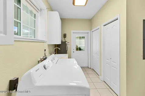2691 Phillips Road Christmas FL 32709