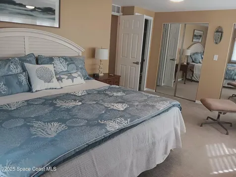 621 Hyacinth Circle E Barefoot Bay FL 32976