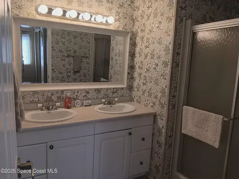 621 Hyacinth Circle E Barefoot Bay FL 32976