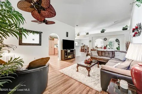 1652 La Maderia Drive SW Palm Bay FL 32908