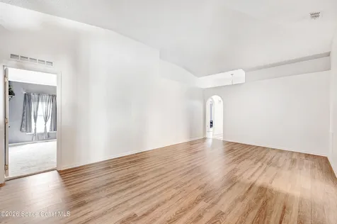 1652 La Maderia Drive SW Palm Bay FL 32908