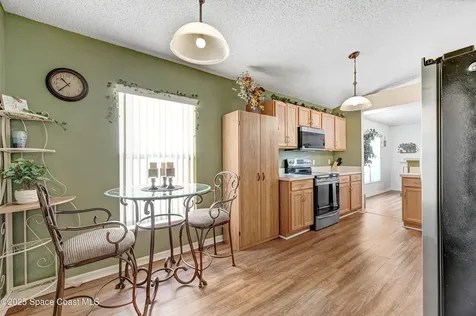 1652 La Maderia Drive SW Palm Bay FL 32908